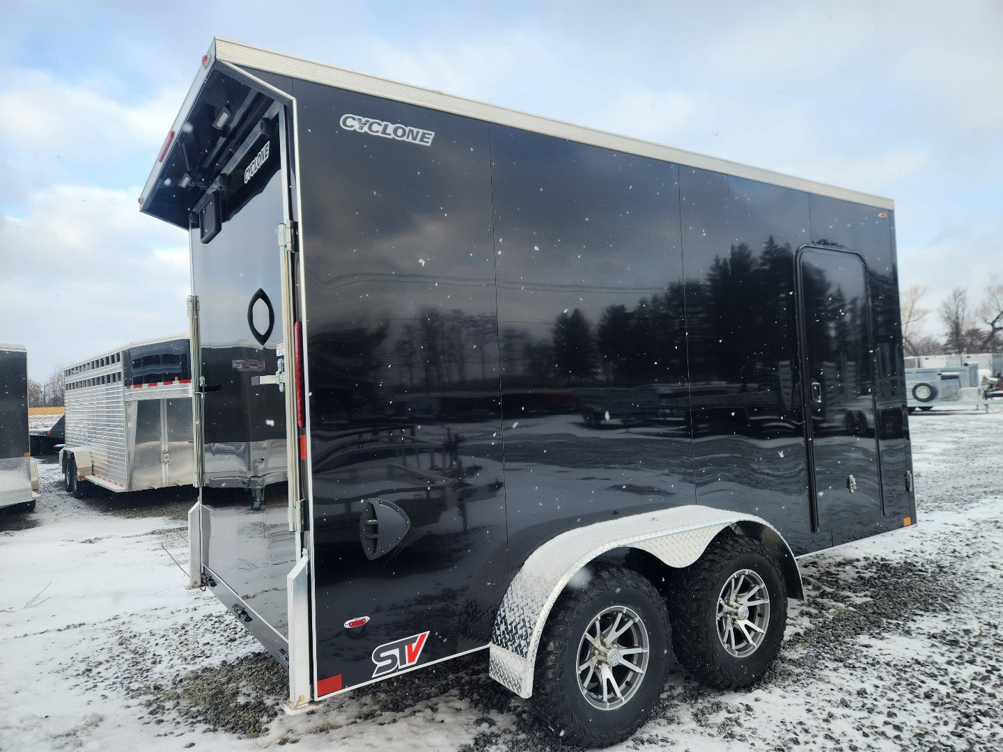 New Legend Trailers 7X16STVTA35