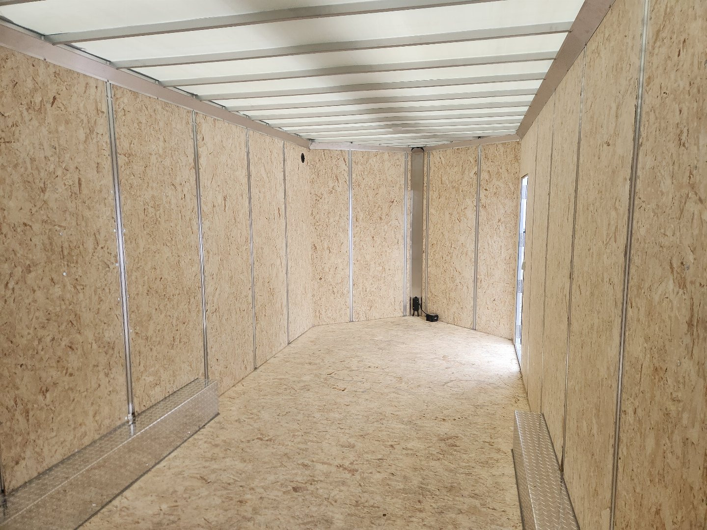 New 2025 ALCOM EZEC8.5X20UCP Cargo / Enclosed Trailer