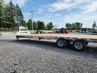 New 2025 Triumph Trailers GHDGF3 Equipment Trailer