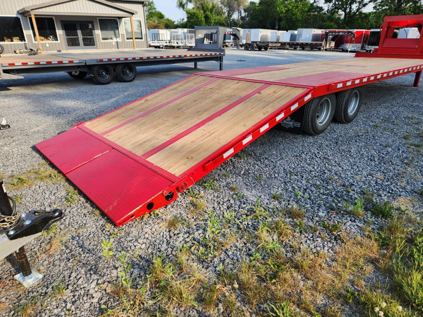 New 2024 BWISE EDG32-25 Equipment Trailer