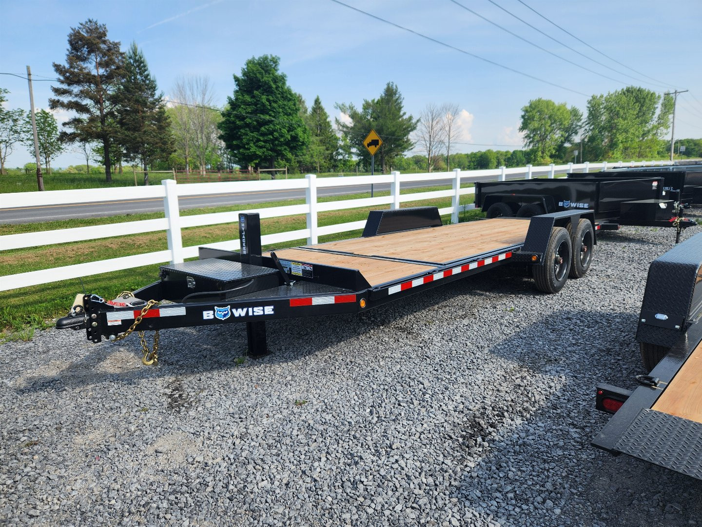 New 2023 BWISE THS17 82x22 17.6K Split Deck Equipment Trailer
