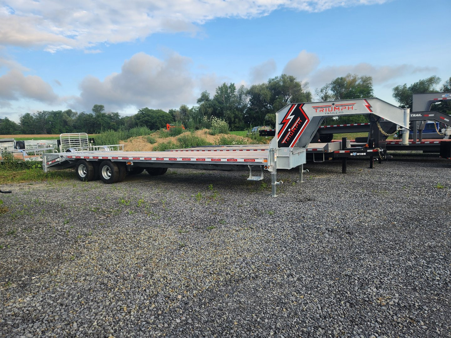 New 2025 TRIUMPH TRAILERS GHDGF2 Equipment Trailer