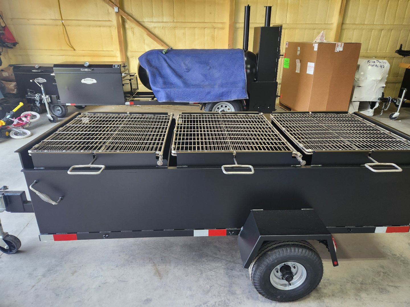 New 2024 MEADOWCREEK BBQ96 BBQ Trailer
