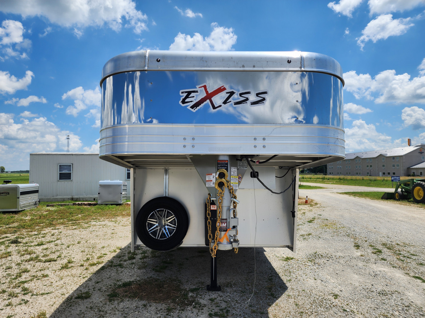 New 2025 Exiss Exhibitor Custom Stock 8026W 10 Pen/ Stock Combo Trailer