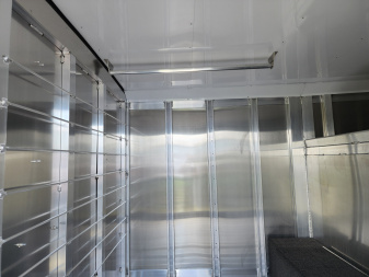 New 2025 Exiss Exhibitor Custom Stock 8026W 10 Pen/ Stock Combo Trailer