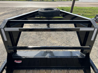 New 2026 PJ 83"x20' Gooseneck Angle Pipetop Trailer – P8