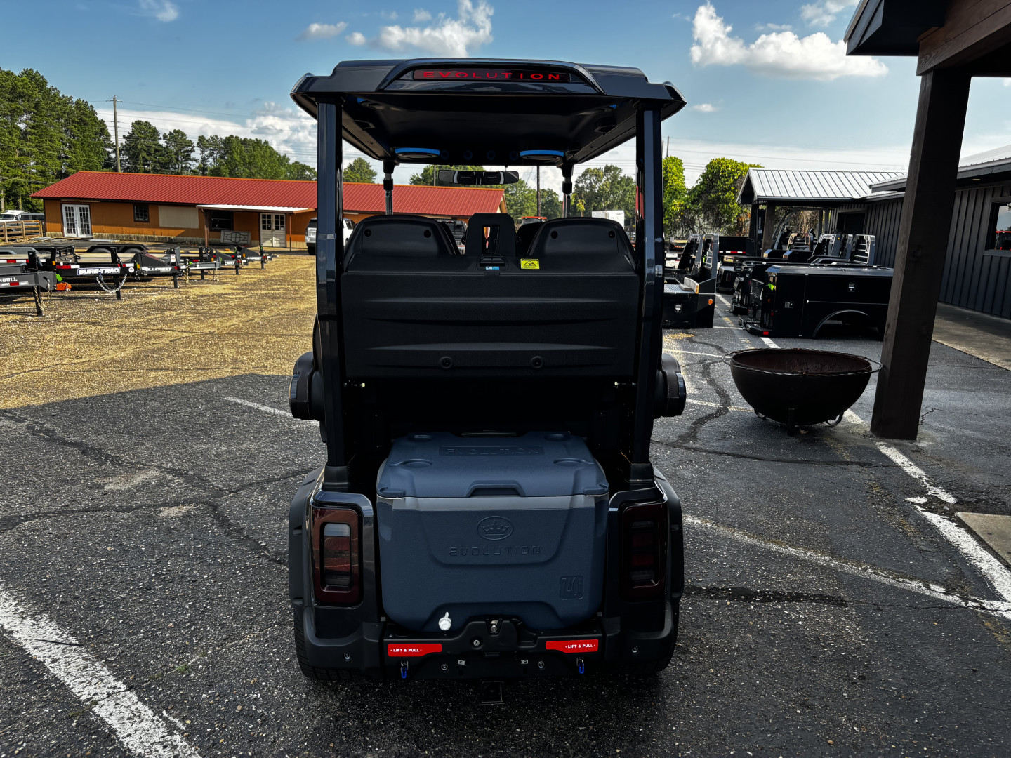 New 2025 Evolution Electric Vehicles GT4 Golf Cart