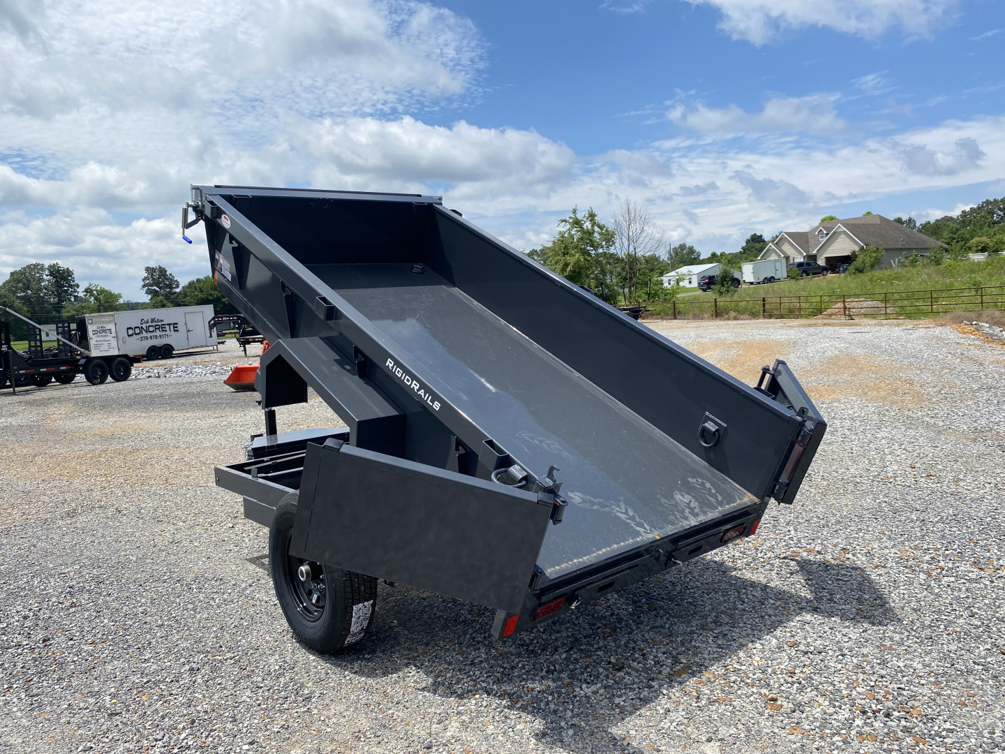 New 2026 Lamar 60"x10' 7k Dump Trailer