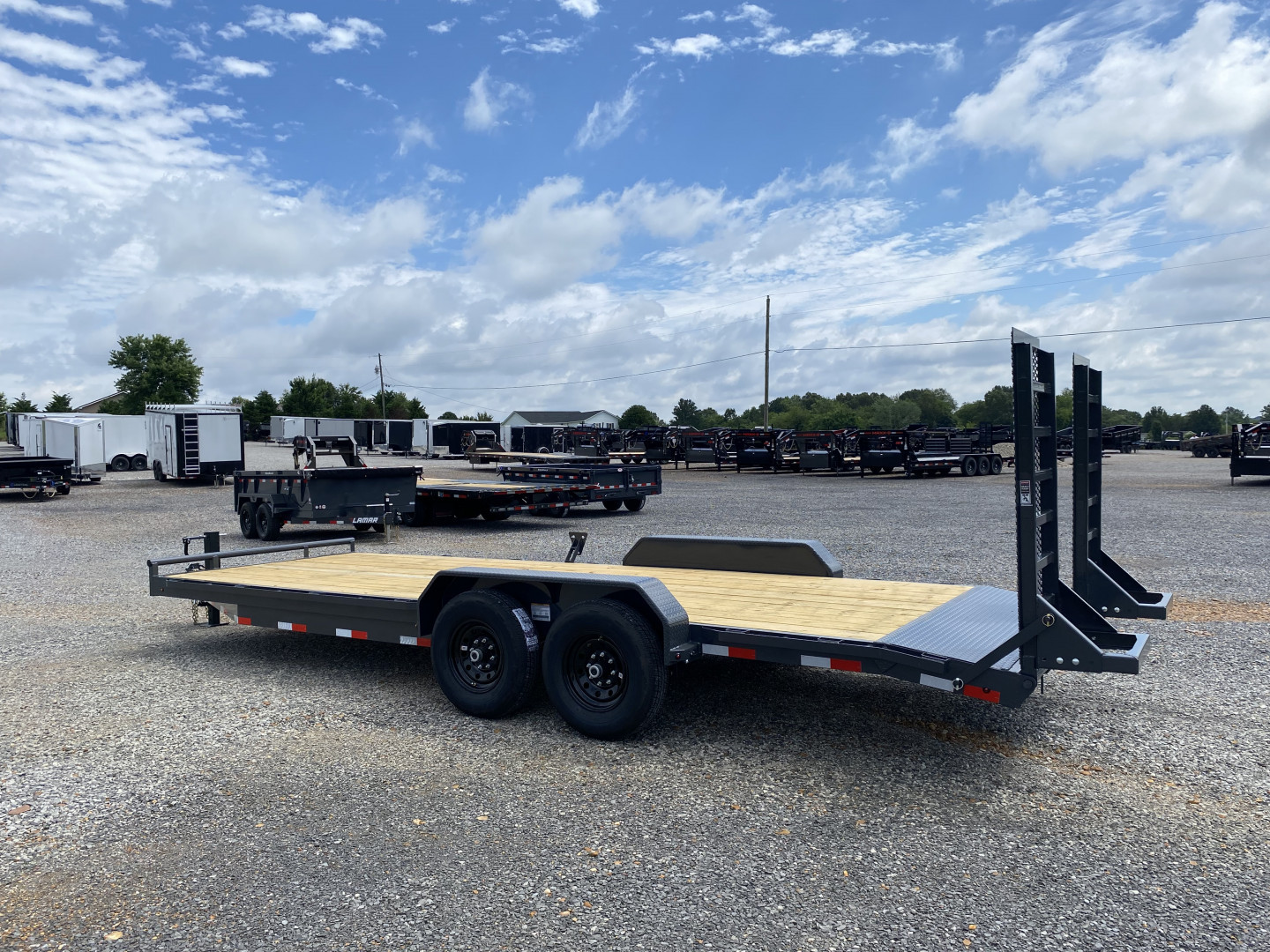 New 2026 Lamar 83"X22' 14K Equipment Trailer