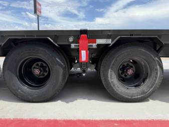 New 2026 102”x40’ MAXX-D GN Flatbed w/ Duals – LDX
