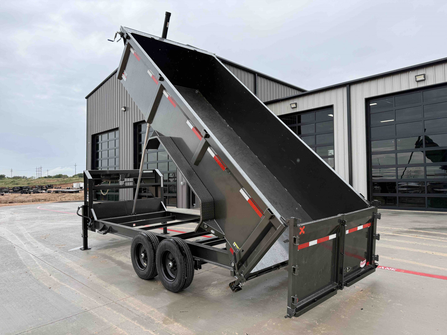 New 2026 MAXX-D 83”x16’ 18K Gooseneck Dump w/ 36” Sides – DTX