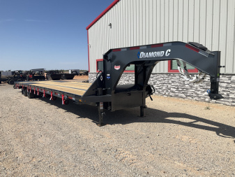 2025 Diamond C 102"x40' Engineered Beam FMAX212 w/ Max Ramps - Pacesetter Edition