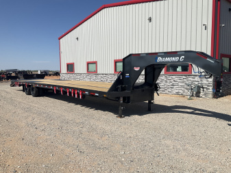 2025 Diamond C 102"x40' Engineered Beam FMAX210 w/ Max Ramps
