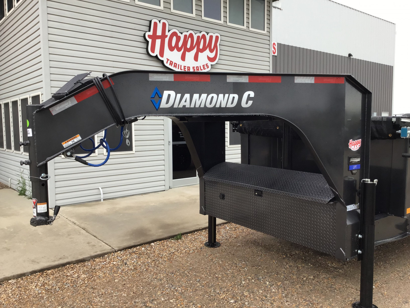 New 2025 Diamond C 82"x16' GN HD Low Profile Telescopic Dump w/ 32" Sides - LPT-GN210 Pacesetter Edition