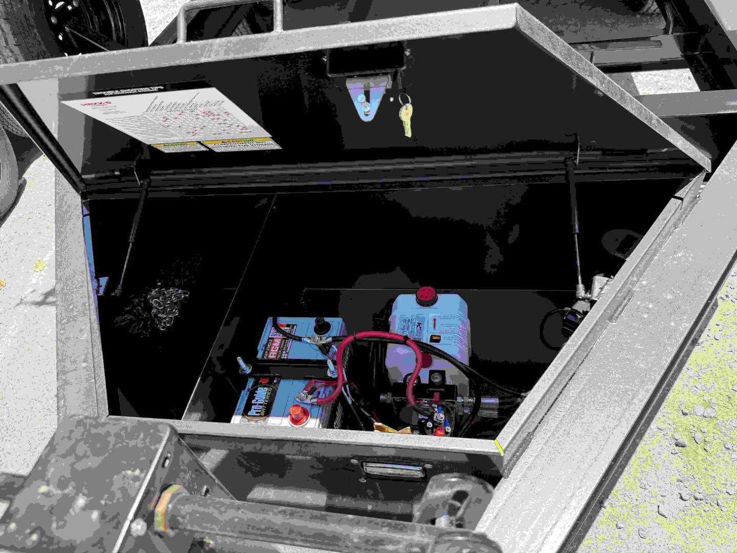 New 2026 MAXX-D DKB 14K 14' DUMP 18" SIDES 6" BBOARD SIDE Dump Trailer