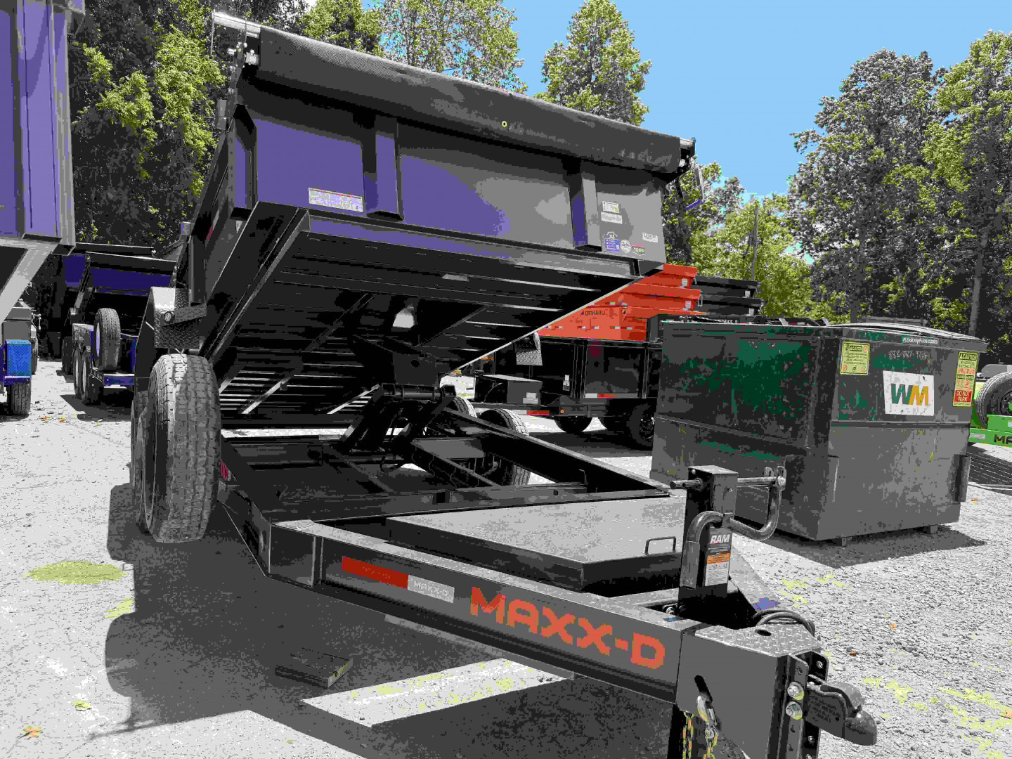 New 2026 MAXX-D DKB 14K 14' DUMP 18" SIDES 6" BBOARD SIDE Dump Trailer