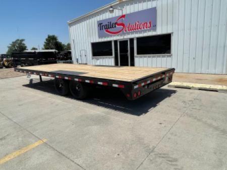 New 2025 PJ TRAILERS F8202 Flatbed Trailer