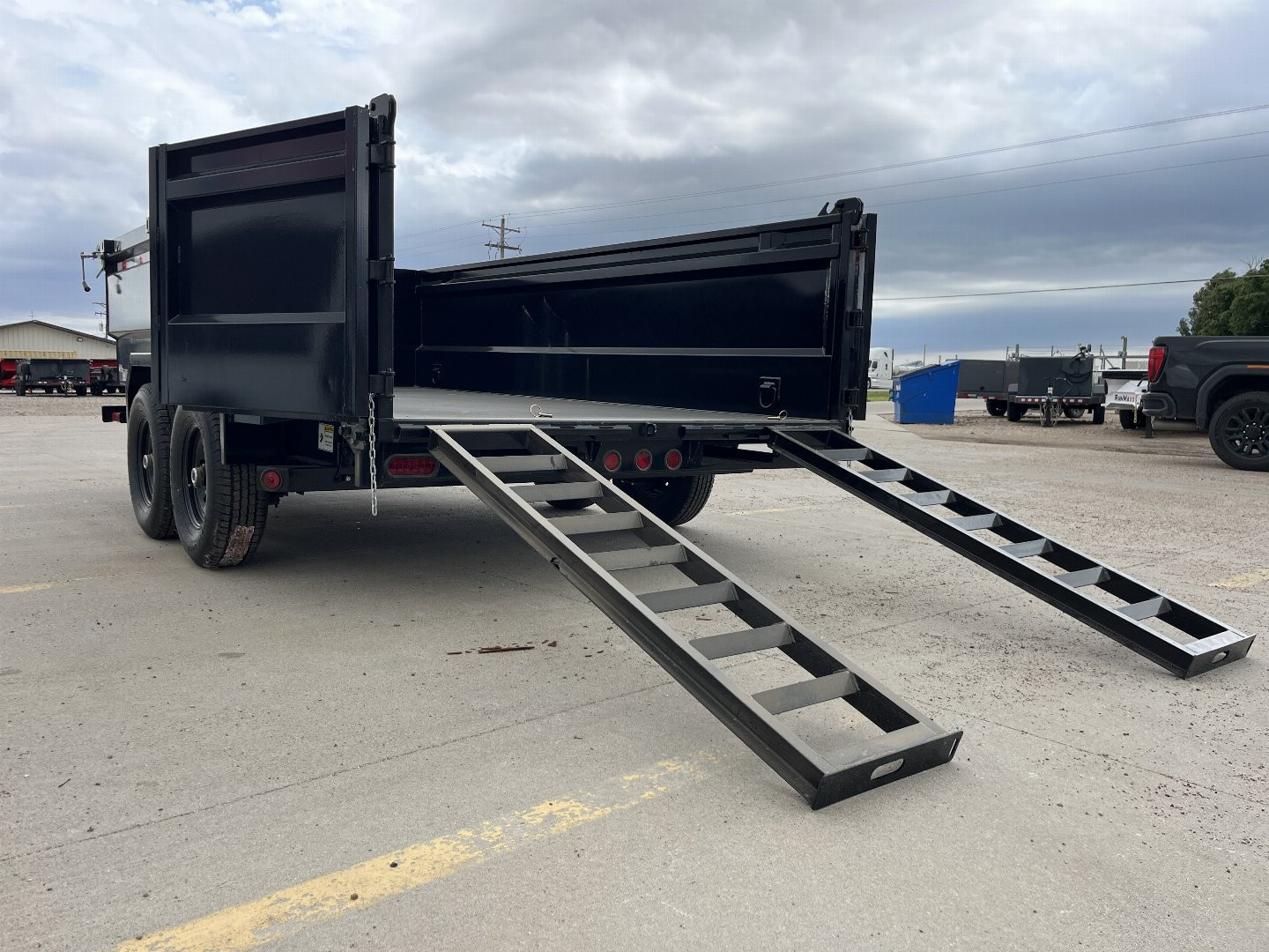 New 2025 Buckshot MFG LP314 Dump Trailer