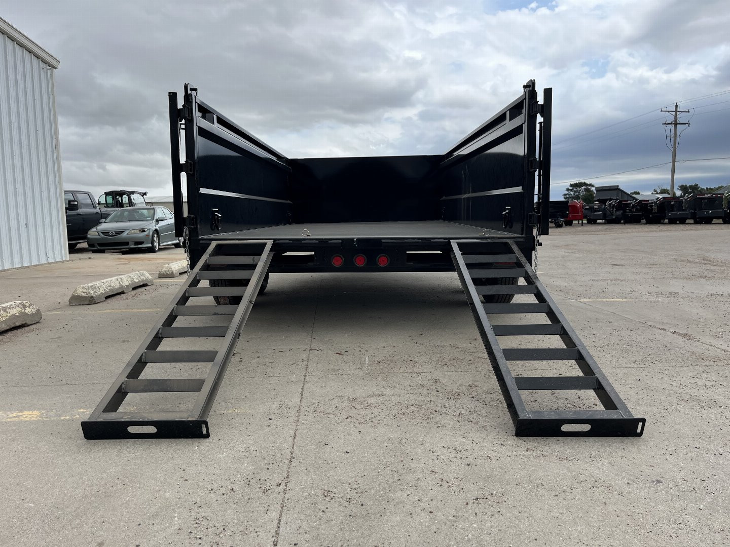 New 2025 Buckshot MFG LP314 Dump Trailer