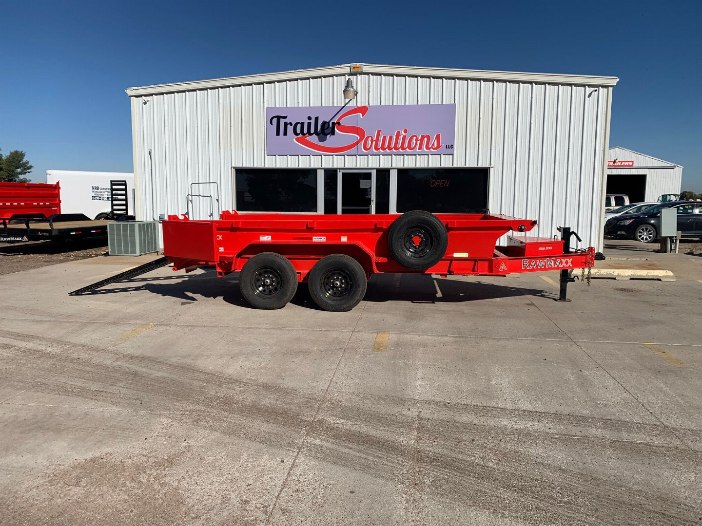 New 2025 RawMaxx GDX-14-27K Dump Trailer