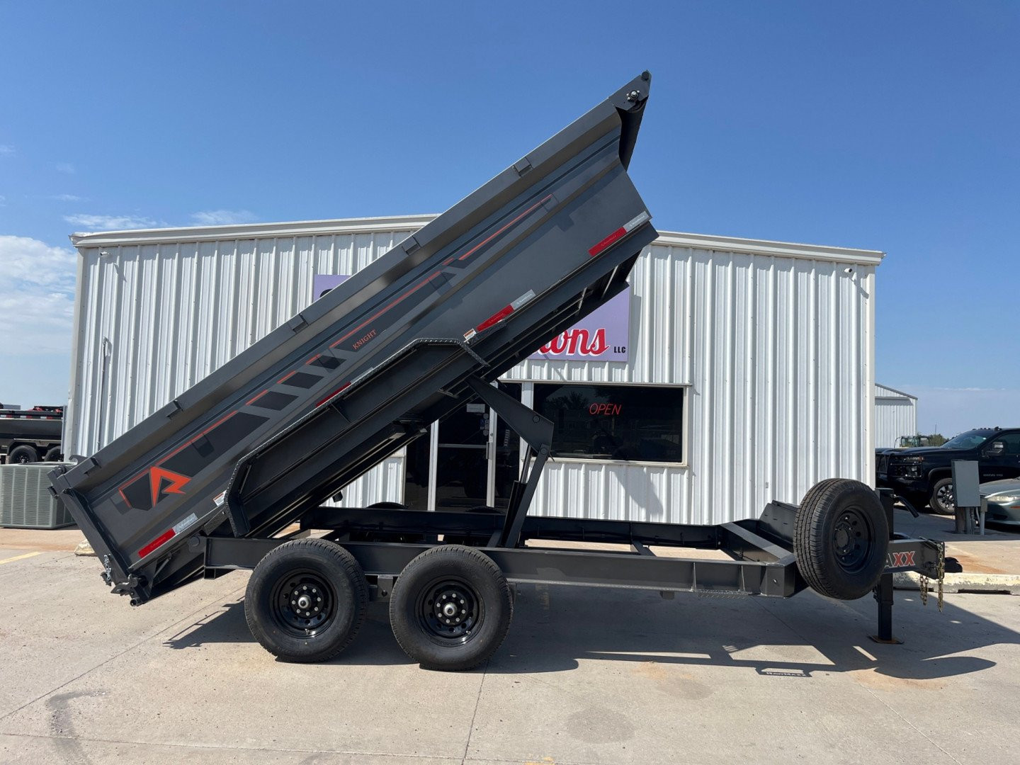 New 2025 RawMaxx Kinght Dump Trailer