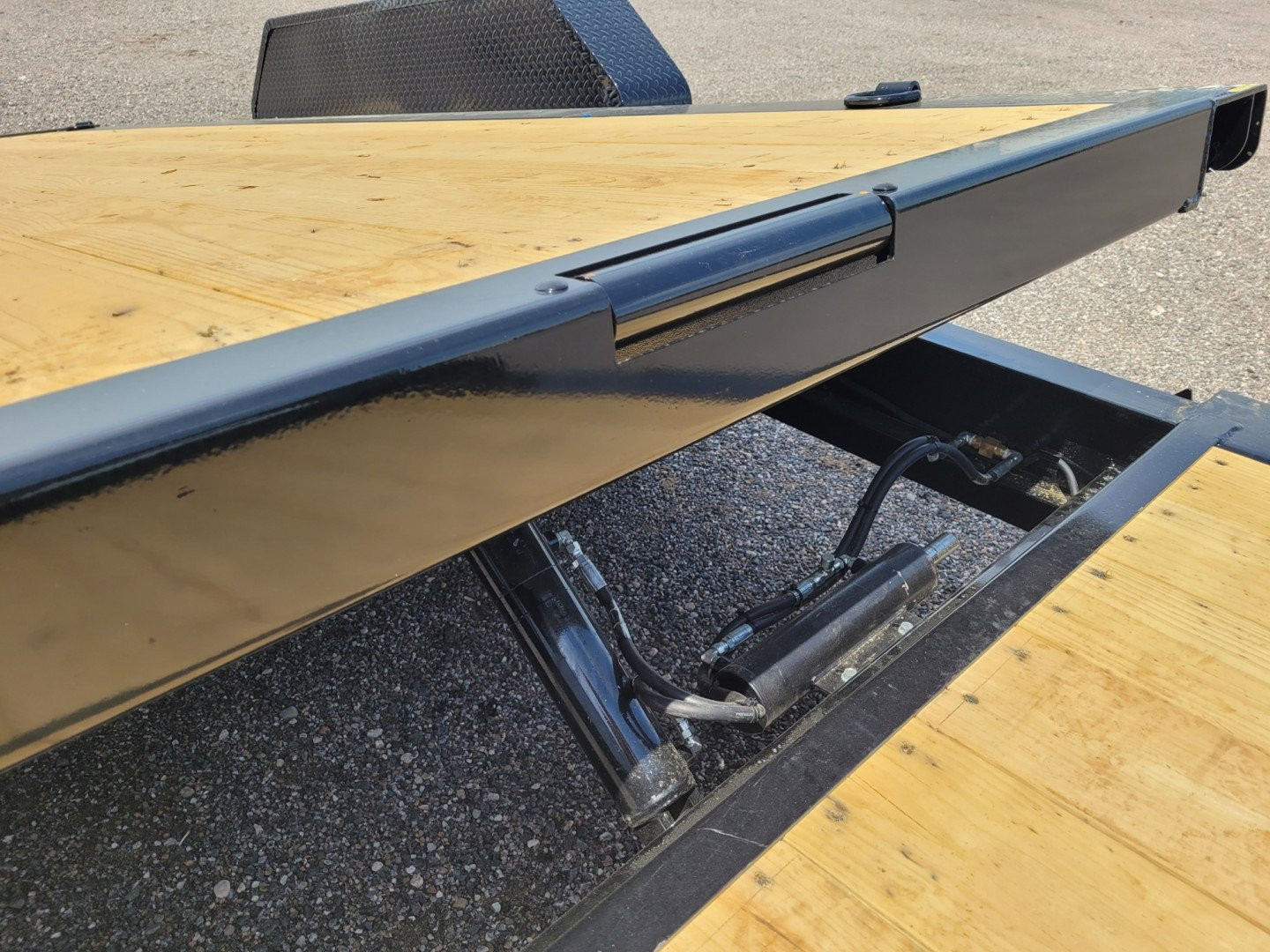 New 2025 Load Trail 83"x24' Gooseneck Tilt Trailer