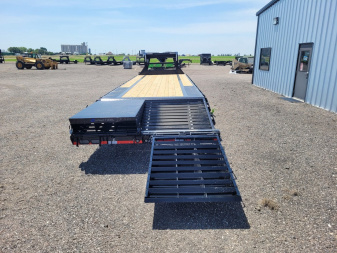 New 2025 Load Trail 102"x30' Gooseneck Low-Pro Deckover Trailer