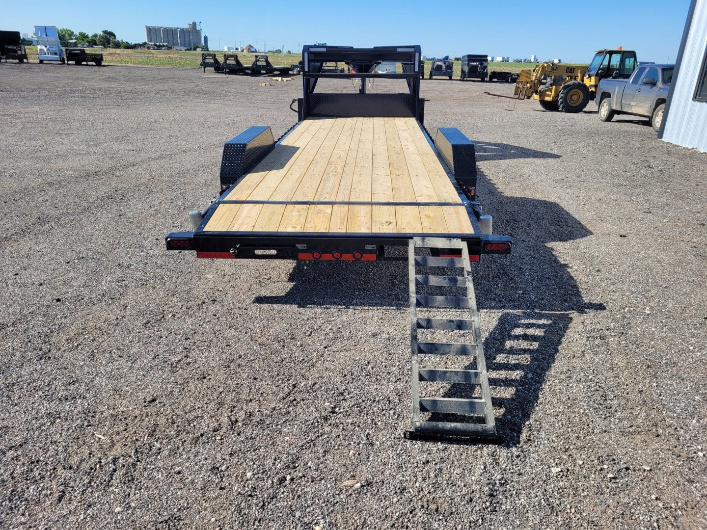 New 2025 Load Trail 83"x22' Gooseneck Carhauler Trailer