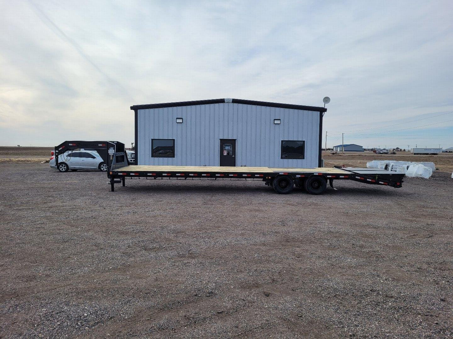 New 2025 Load Trail GP0236 Flatbed Trailer