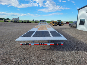 New 2025 LOAD TRAIL 102" X 32' LOW-PRO HYD DOVETAIL TRAILER
