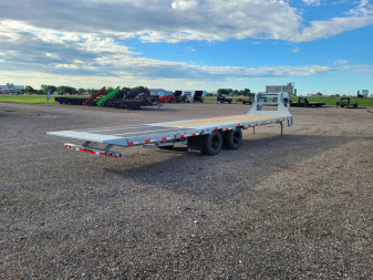 New 2025 LOAD TRAIL 102" X 32' LOW-PRO HYD DOVETAIL TRAILER