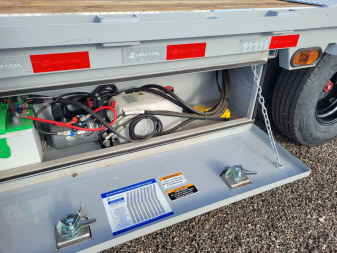 New 2025 LOAD TRAIL 102" X 32' LOW-PRO HYD DOVETAIL TRAILER