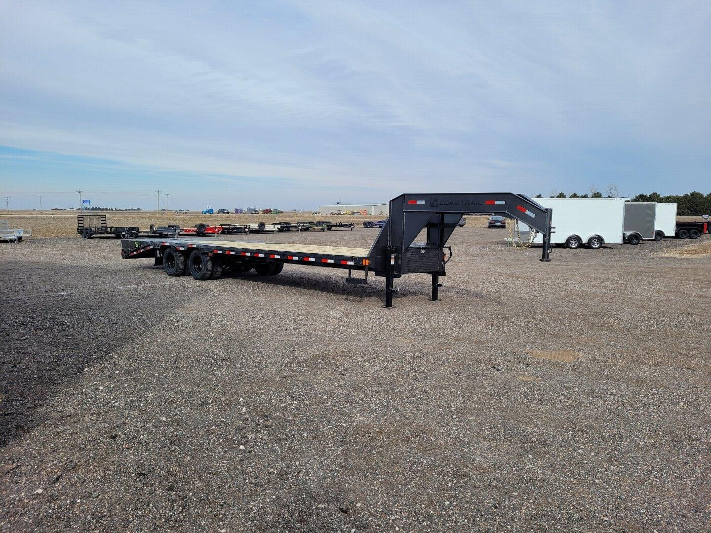 New 2025 LOAD TRAIL 102" X 30' LOW-PRO GOOSENECK DECKOVER TRAILER