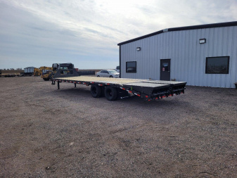 New 2025 LOAD TRAIL 102" X 30' LOW-PRO GOOSENECK DECKOVER TRAILER