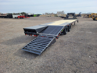 New 2025 LOAD TRAIL 102" X 30' LOW-PRO GOOSENECK DECKOVER TRAILER