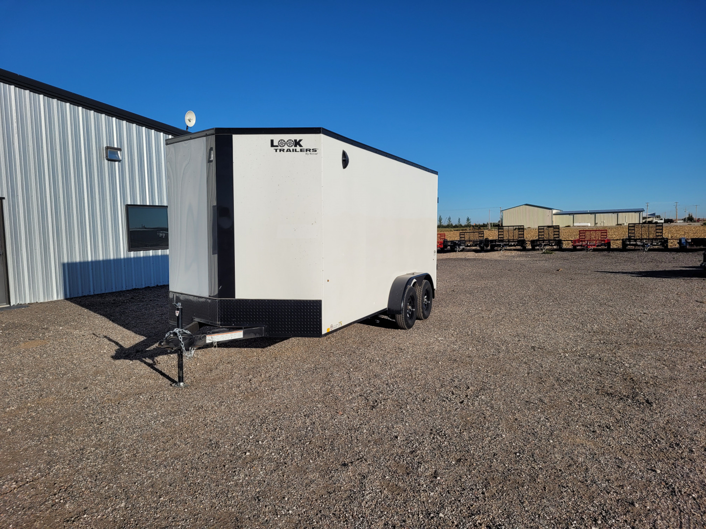 New 2025 Look 7'x16'x7' Enclosed Trailer