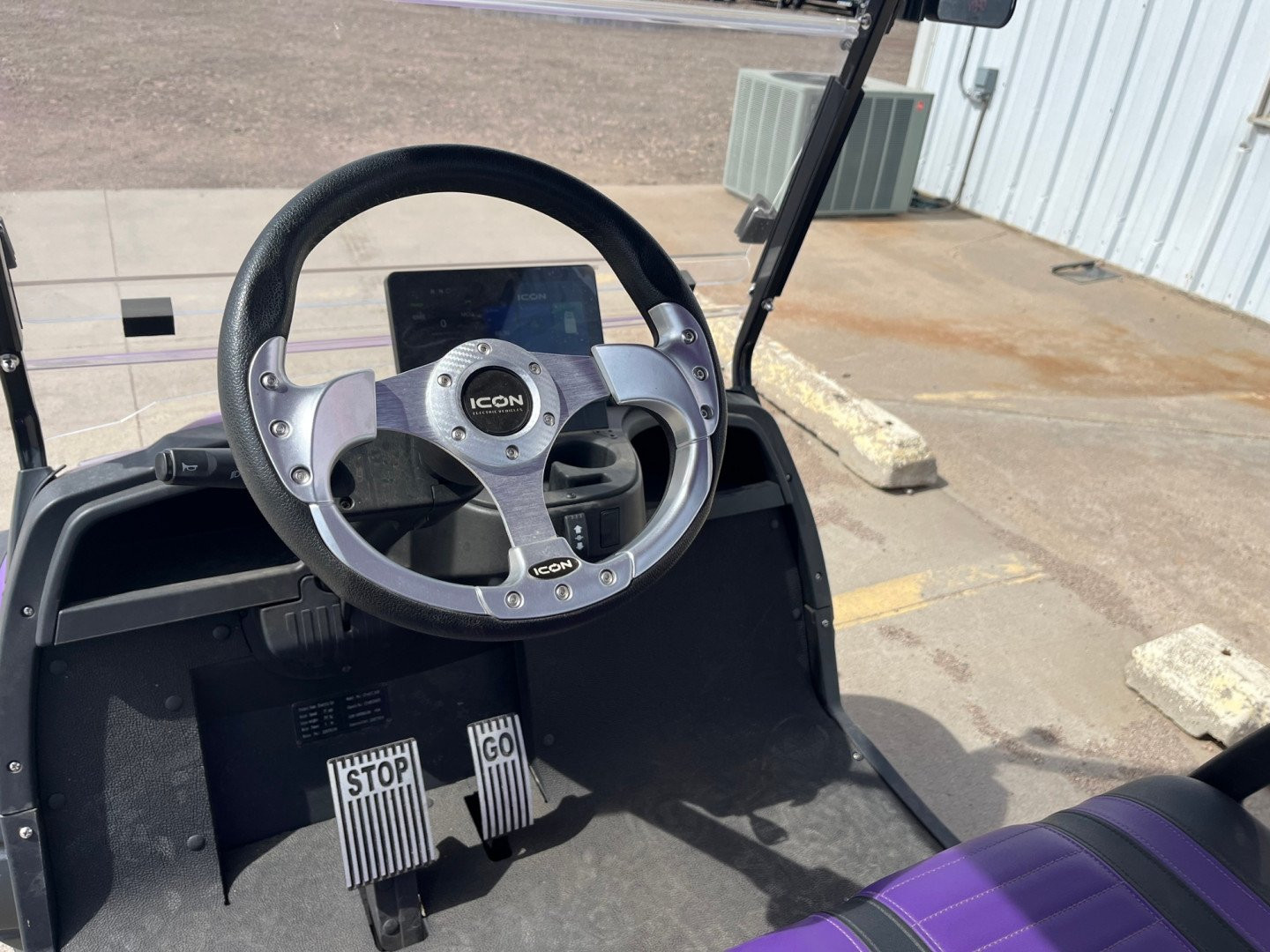 New 2024 Icon Trailers I40L Golf Cart