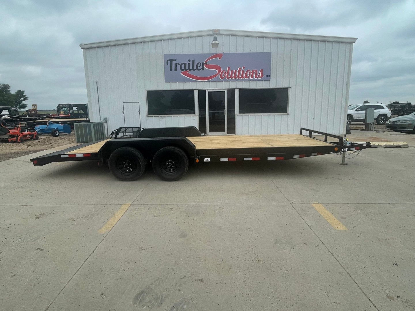 New 2025 PJ Trailers C5 Car Hauler