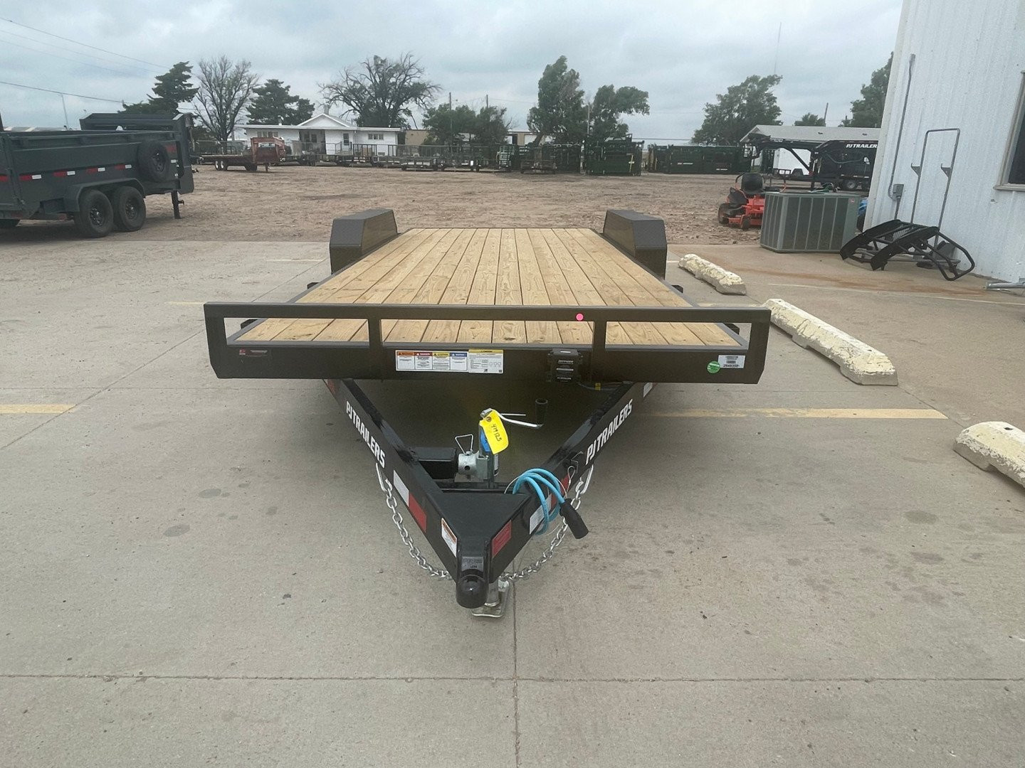 New 2025 PJ Trailers C5 Car Hauler