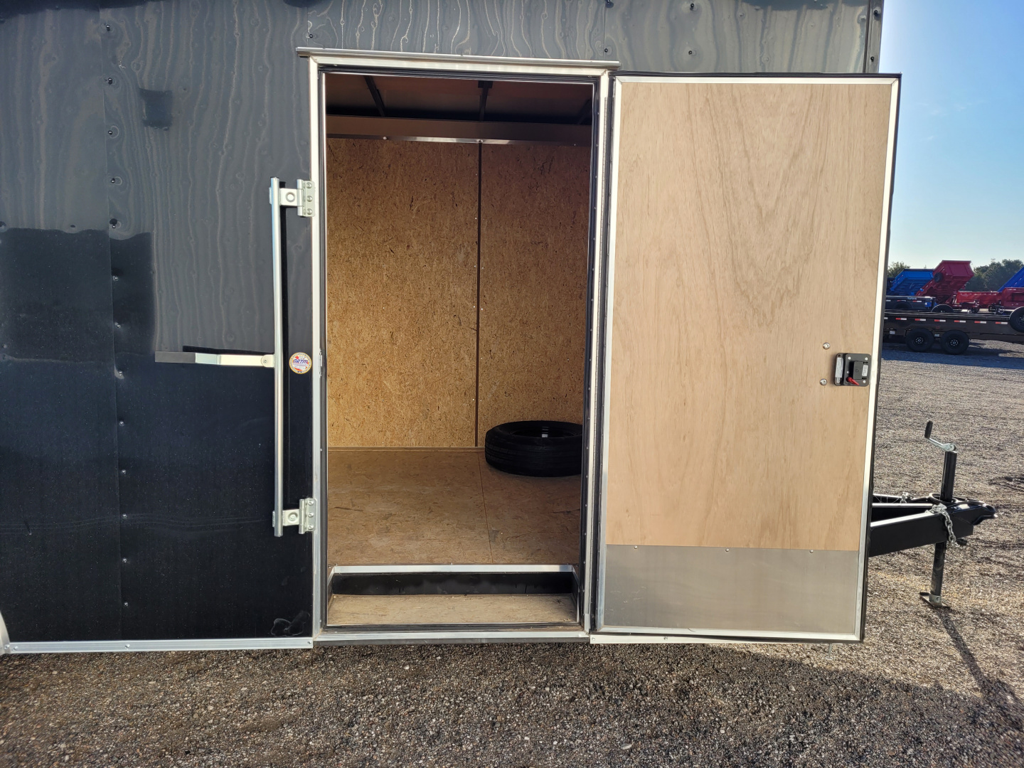 New 2025 Look 8.5'x20'x7' Enclosed Trailer