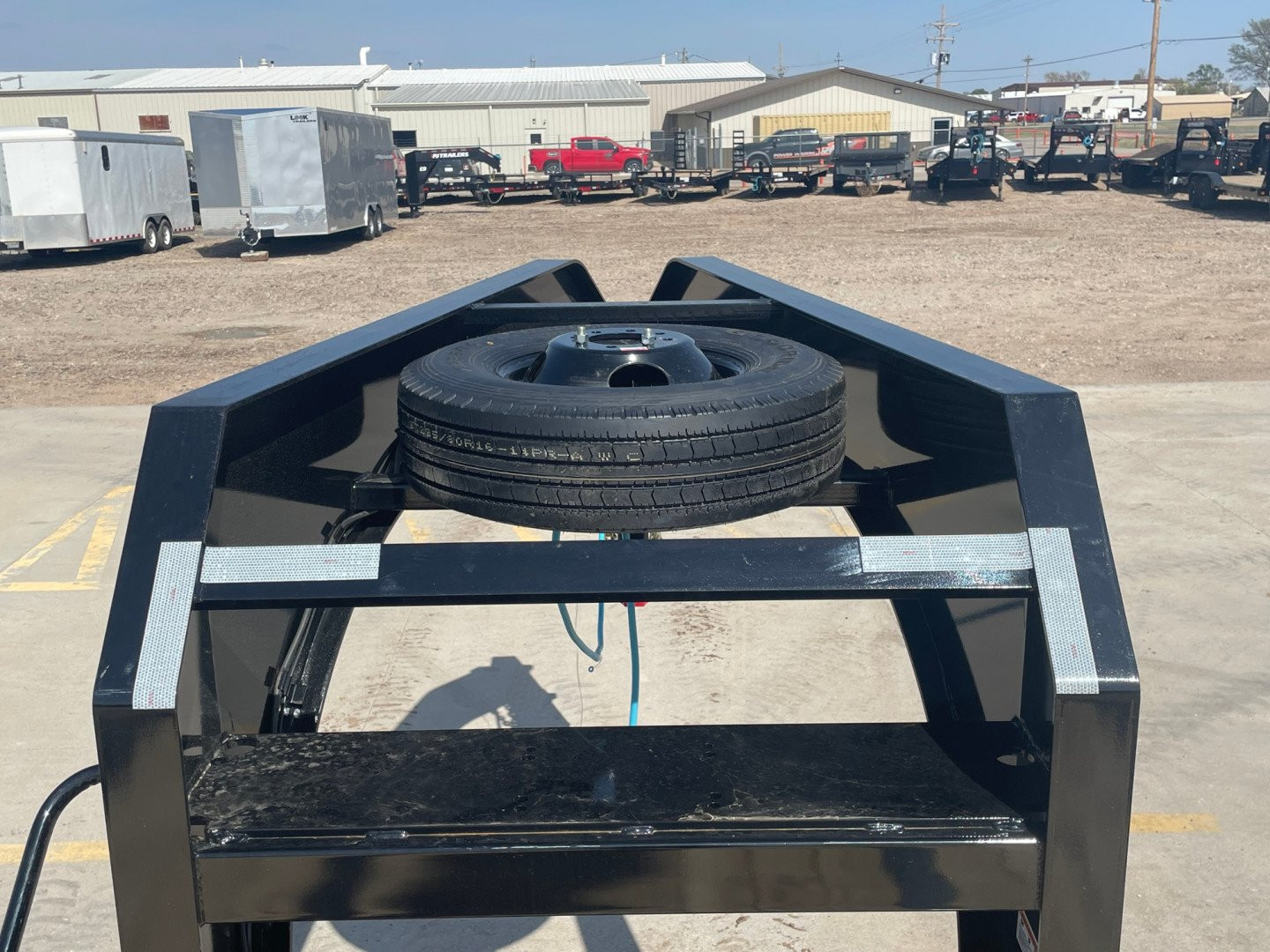 New 2025 PJ Trailers LY362 Flatbed Trailer