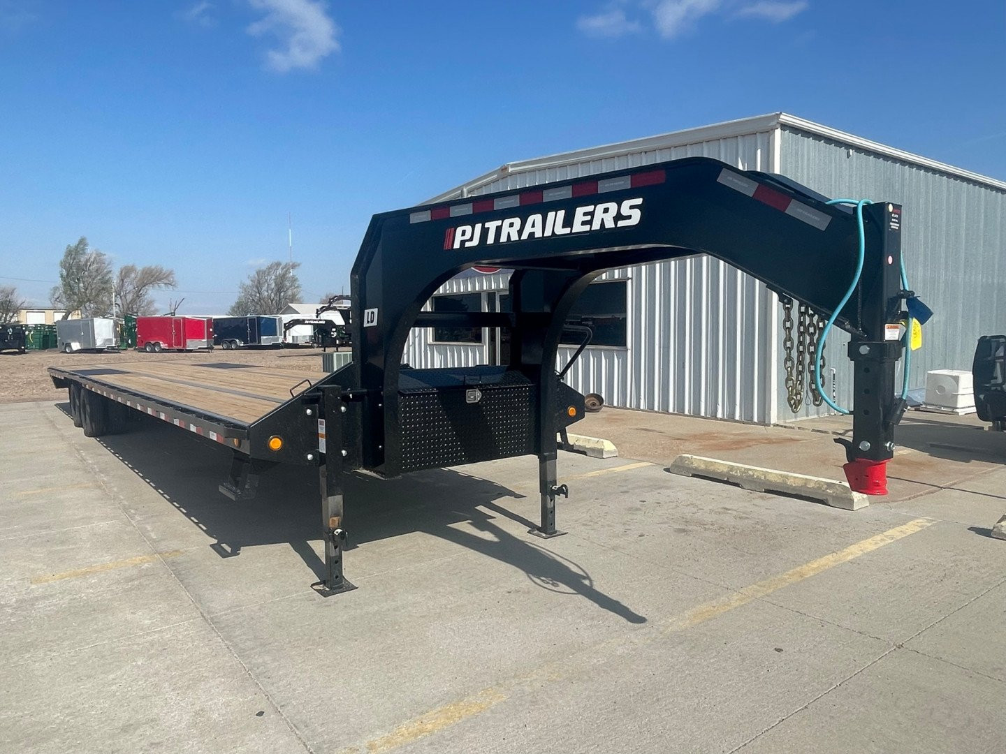 New 2025 PJ Trailers LD402 Flatbed Trailer