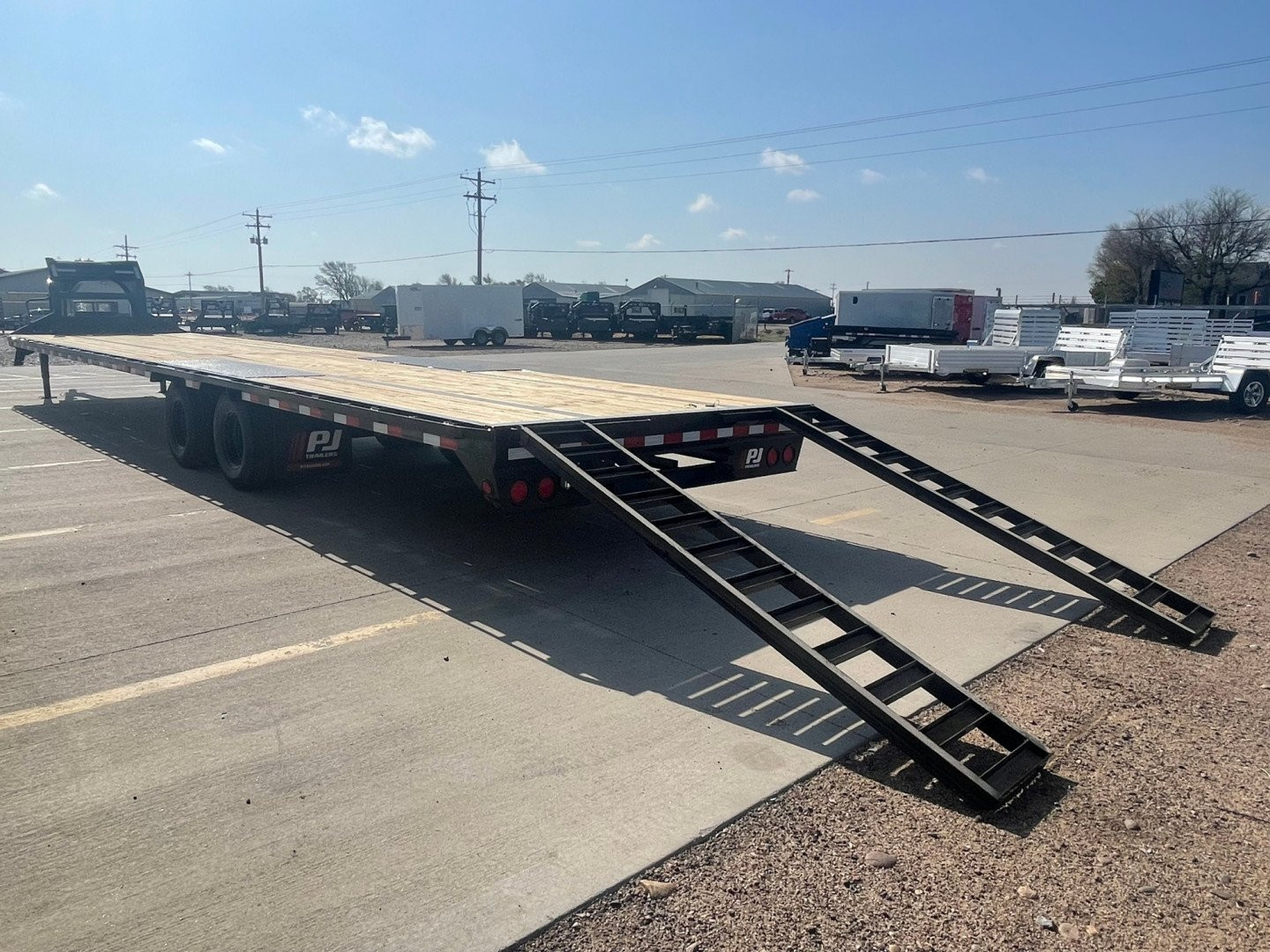 New 2025 PJ Trailers LD402 Flatbed Trailer