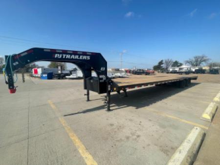 New 2025 PJ Trailers LD402 Flatbed Trailer
