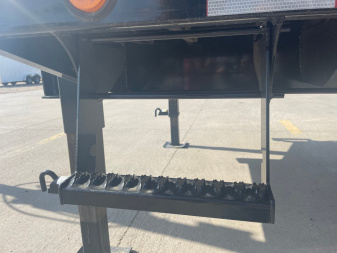 New 2025 PJ Trailers LD402 Flatbed Trailer