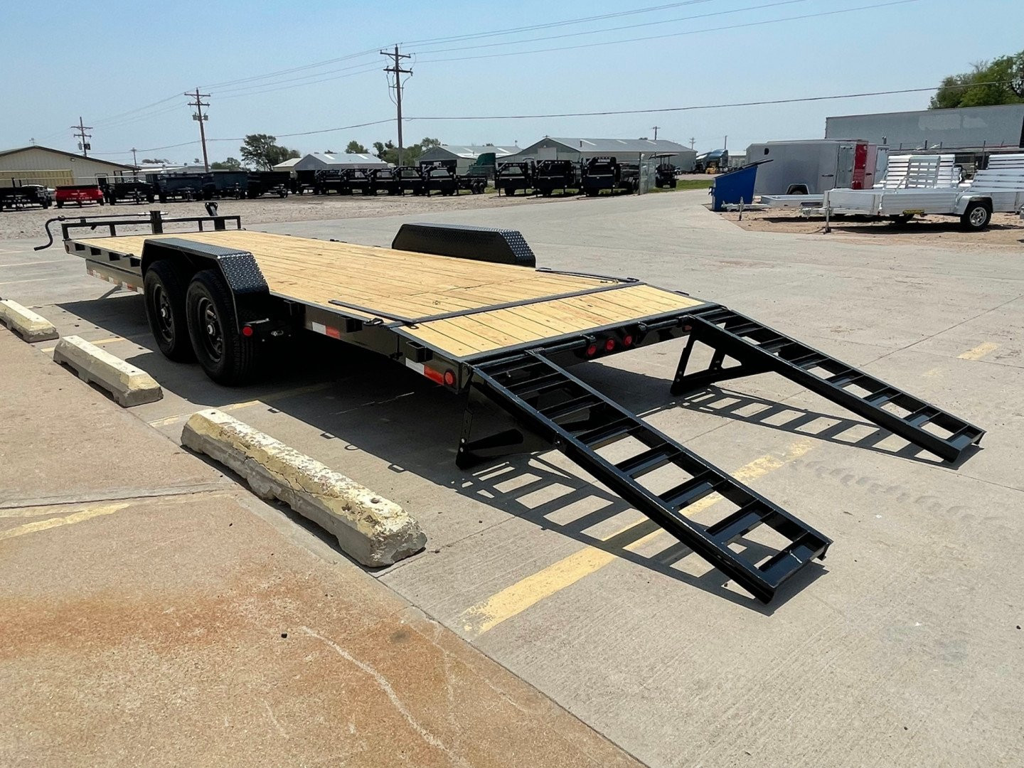 New 2025 PJ Trailers CC222 Car Hauler