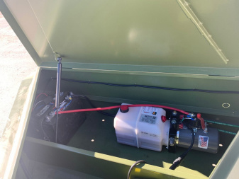 New 2025 RawMaxx GDX-14-27K Dump Trailer