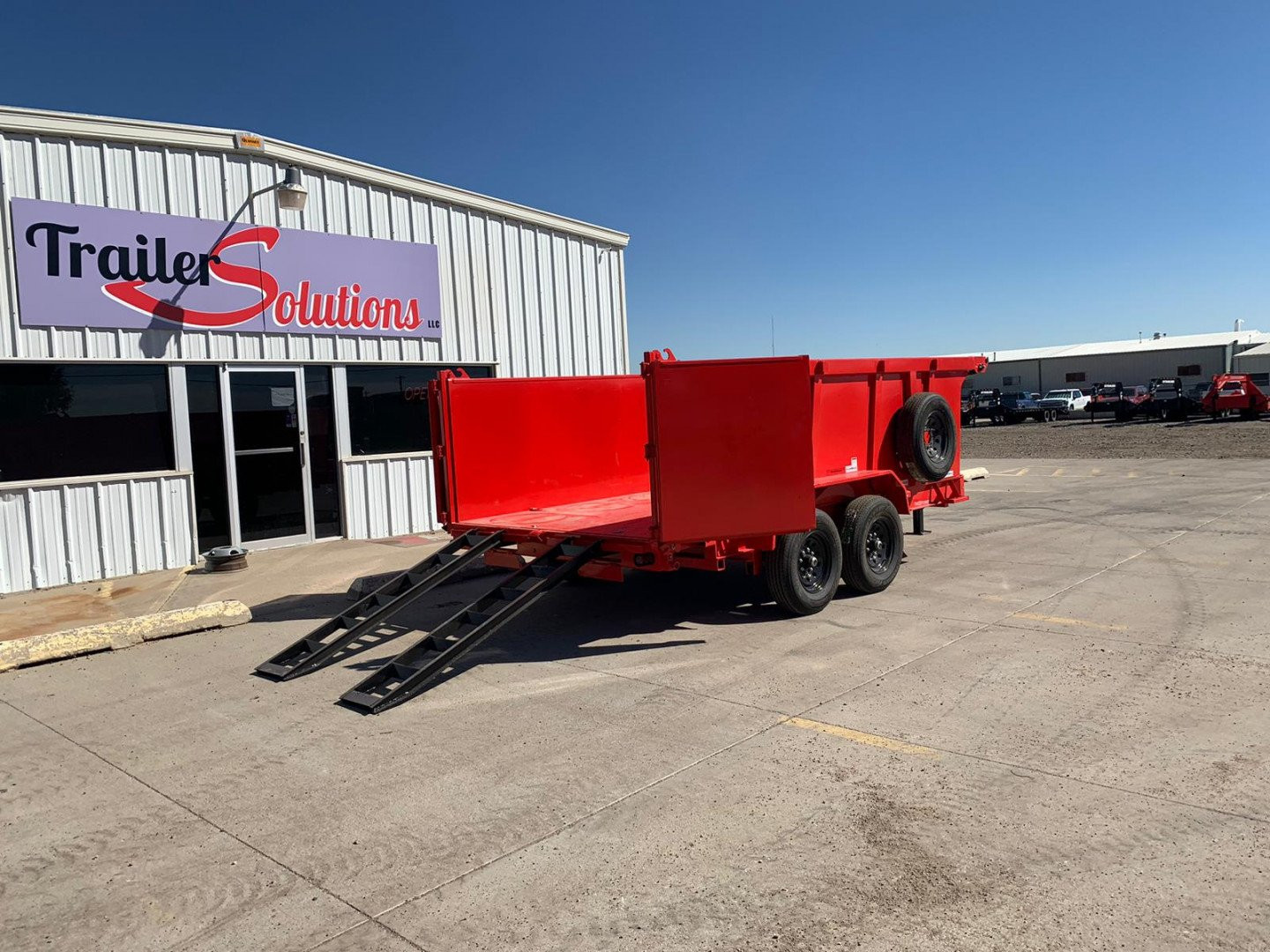 New 2024 RawMaxx LPX Dump Trailer