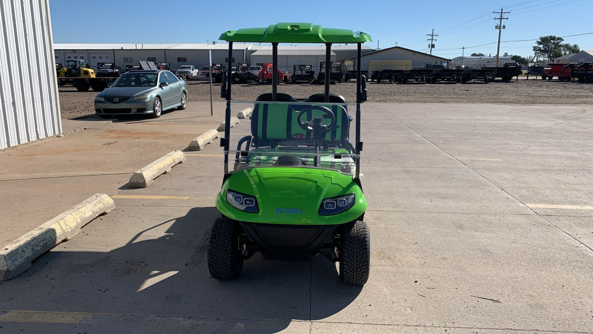 New 2023 Icon Trailers i40 Golf Cart