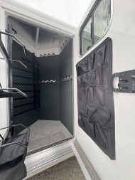 New 2026 Trails West SANTA FE w/ Comfort Pkg & Side Tack